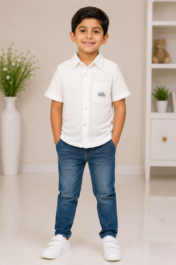 Boys white textured short-sleeve casual shirt