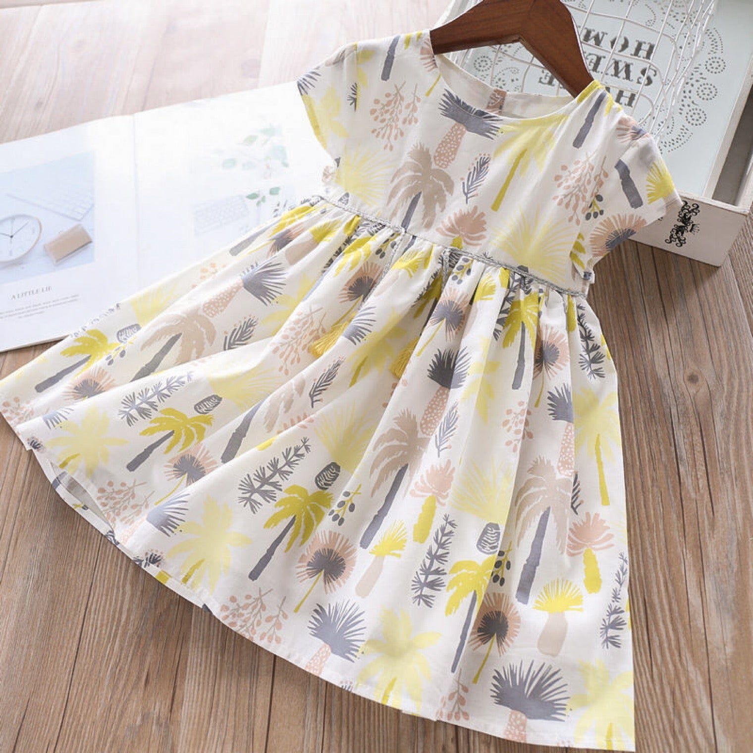 Beautiful Off White Cotton Print Sleeveless Party Dress - Inayah Fashion